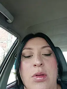 Snapshot of megan_fox5 chatting on 11-27-25, 03:03 megan fox5 online show from 11-27-25, 03:03