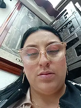 Snapshot of megan_fox5 chatting on 12-02-25, 04:02 megan fox5 online show from 12-02-25, 04:02