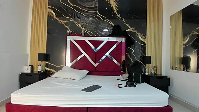 VioletRose as online show from 11-15-25, 07:54