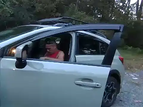 Snapshot of Eat_it_from_the_back chatting on 09-21-25, 11:17 Eat it from the back online show from 09-21-25, 11:17