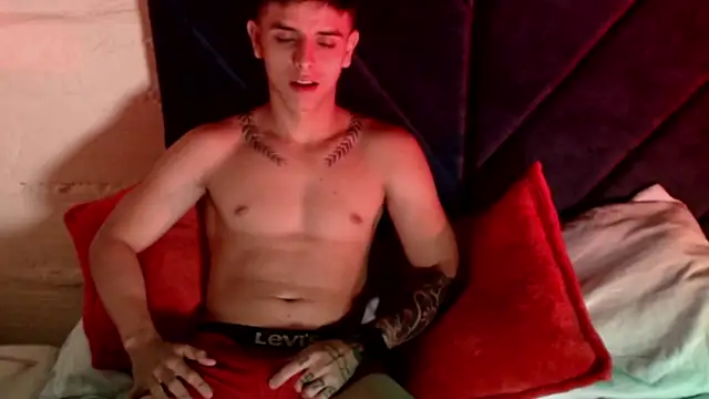 DOMINIC ZETA online show from 11-08-25, 03:39