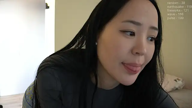 Snapshot of _JiKey_ chatting on 12-05-24, 11:49 JiKey online show from 12-05-24, 11:49