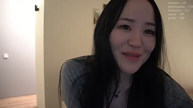 Snapshot of _JiKey_ chatting on 12-13-24, 06:16 JiKey online show from 12-13-24, 06:16