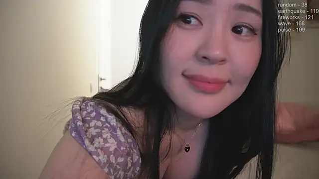 Snapshot of _JiKey_ chatting on 01-10-25, 06:06 JiKey online show from 01-10-25, 06:06