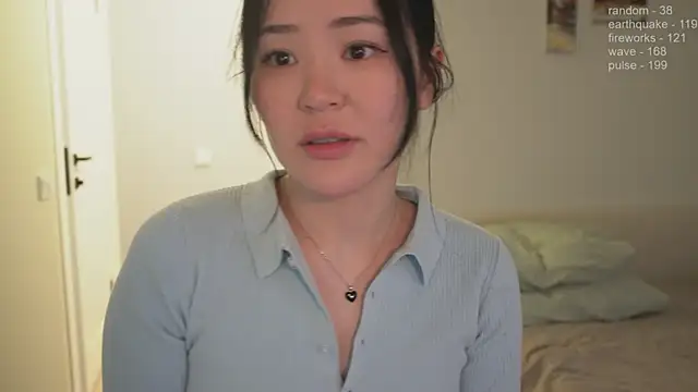 Snapshot of _JiKey_ chatting on 01-27-25, 11:11 JiKey online show from 01-27-25, 11:11