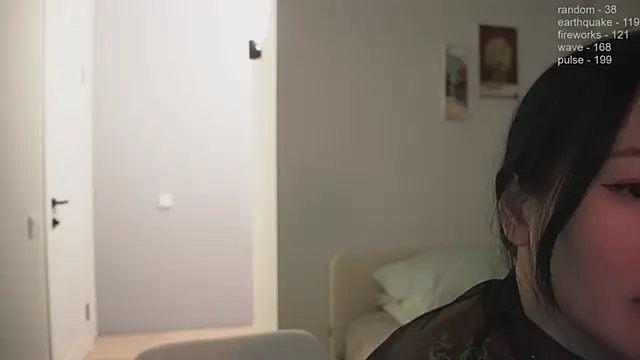 Snapshot of _JiKey_ chatting on 01-28-25, 11:38 JiKey online show from 01-28-25, 11:38