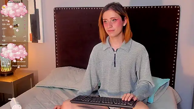 Snapshot of seraphine_star chatting on 02-01-26, 11:36 seraphine star online show from 02-01-26, 11:36