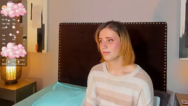 Snapshot of seraphine_star chatting on 02-14-26, 11:29 seraphine star online show from 02-14-26, 11:29