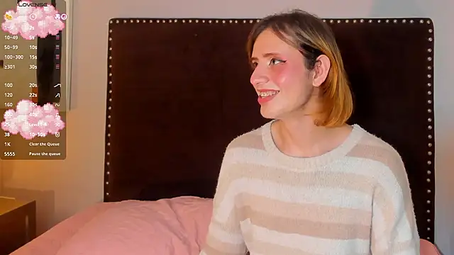 Snapshot of seraphine_star chatting on 02-14-26, 11:34 seraphine star online show from 02-14-26, 11:34