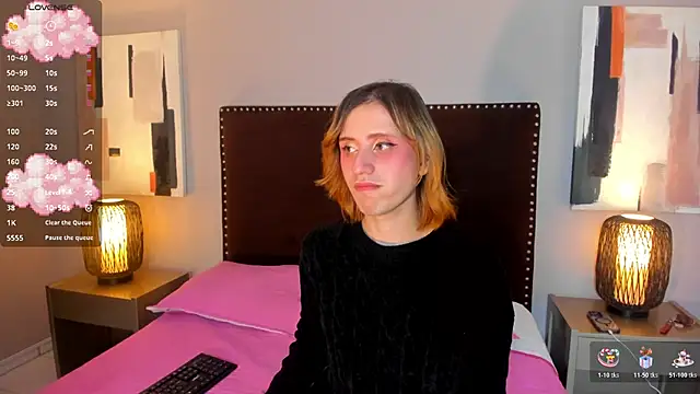 Snapshot of seraphine_star chatting on 02-19-26, 03:02 seraphine star online show from 02-19-26, 03:02