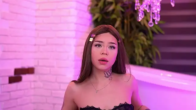 Snapshot of NickyBenz chatting on 02-16-26, 07:21 NickyBenz online show from 02-16-26, 07:21