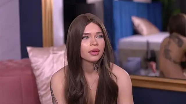 Snapshot of NickyBenz chatting on 03-08-26, 02:04 NickyBenz online show from 03-08-26, 02:04