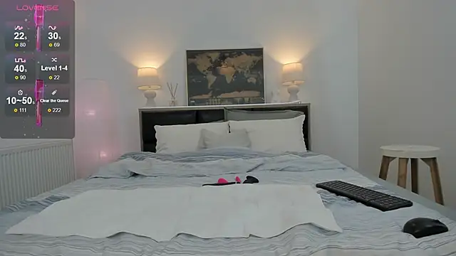 elysiastorm online show from 10-15-25, 03:17