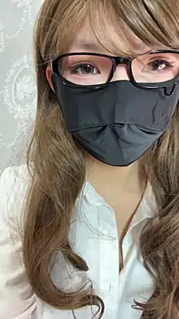 Yiyi-707 online show from 11-17-25, 12:55