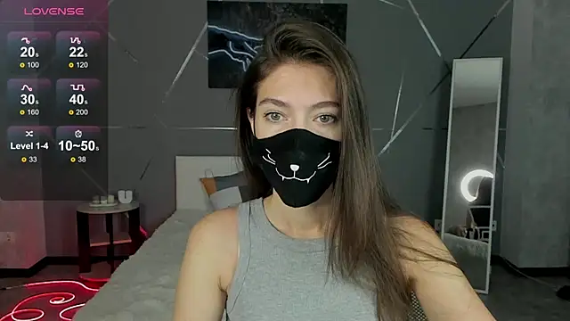 Snapshot of take_me_to_moon chatting on 09-22-25, 01:29 take me to moon online show from 09-22-25, 01:29