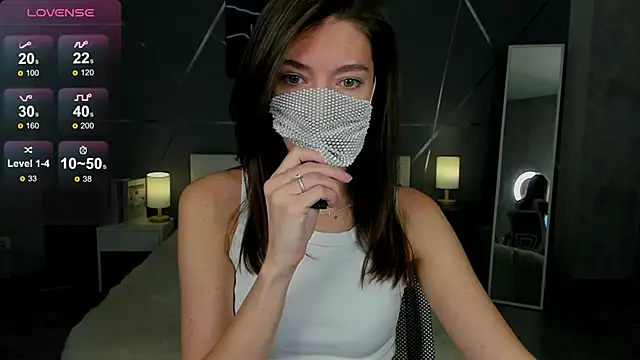 Snapshot of take_me_to_moon chatting on 10-15-25, 01:28 take me to moon online show from 10-15-25, 01:28