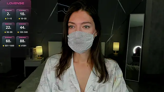 Snapshot of take_me_to_moon chatting on 10-23-25, 02:00 take me to moon online show from 10-23-25, 02:00