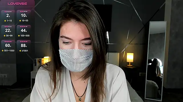 Snapshot of take_me_to_moon chatting on 11-24-25, 01:38 take me to moon online show from 11-24-25, 01:38