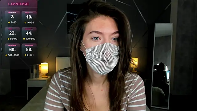 Snapshot of take_me_to_moon chatting on 11-25-25, 01:38 take me to moon online show from 11-25-25, 01:38