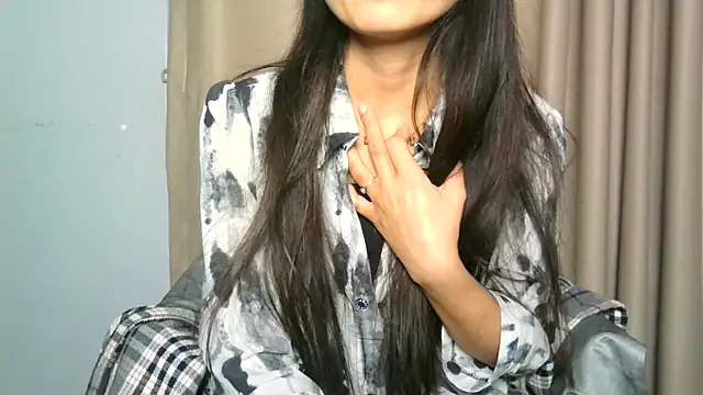 Snapshot of SHILPA_99 chatting on 11-17-25, 12:16 SHILPA 99 online show from 11-17-25, 12:16