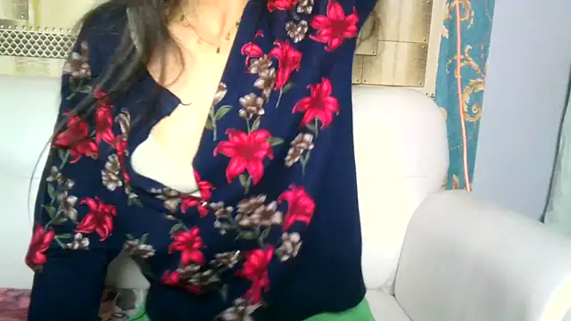 Snapshot of SHILPA_99 chatting on 11-23-25, 11:32 SHILPA 99 online show from 11-23-25, 11:32