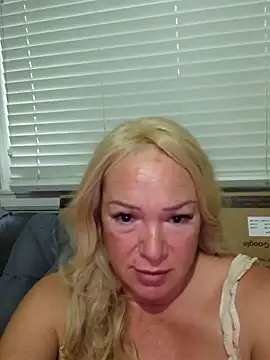 Sugarloveless online show from 09-28-25, 12:16