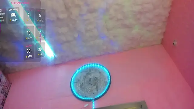 Nicole Rosales online show from 02-16-26, 06:37