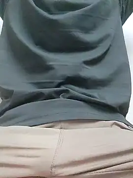 coupleyug online show from 12-21-25, 10:33