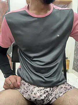 coupleyug online show from 06-12-26, 02:05