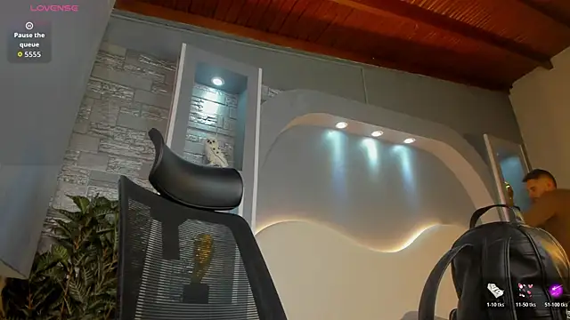 dominic de luca online show from 04-27-26, 04:32