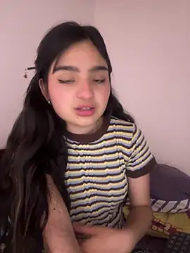 Snapshot of Clementyne30 chatting on 09-19-25, 11:38 Clementyne30 online show from 09-19-25, 11:38