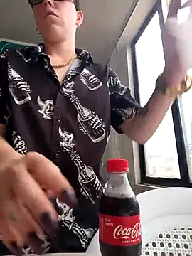 Snapshot of SpencerMontgomery chatting on 11-15-25, 04:25 SpencerMontgomery online show from 11-15-25, 04:25