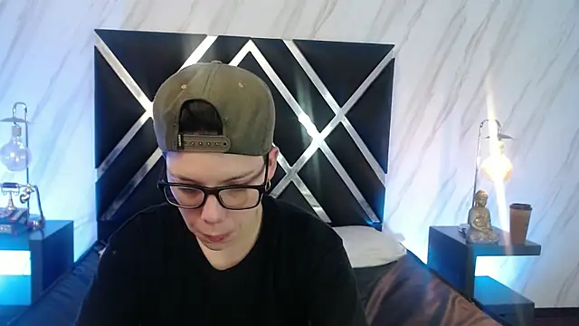 Snapshot of SpencerMontgomery chatting on 12-05-25, 08:05 SpencerMontgomery online show from 12-05-25, 08:05