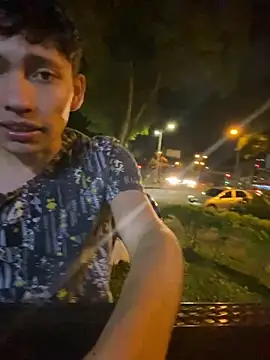 Snapshot of elfernh chatting on 11-09-25, 03:16 elfernh online show from 11-09-25, 03:16