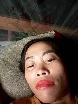 CoMay003 online show from 10-22-25, 01:22