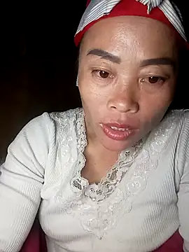 CoMay003 online show from 11-02-25, 01:57