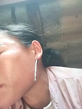 CoMay003 online show from 04-08-26, 03:28