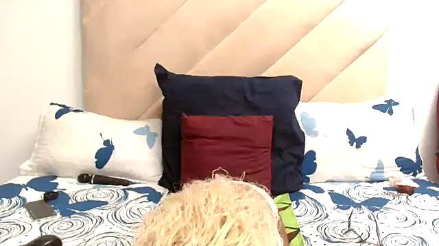 XXBUBBLYBARBIEXX online show from 11-03-25, 01:45