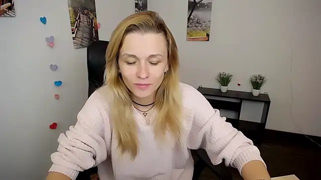 PeppyMia online show from 10-11-25, 06:56