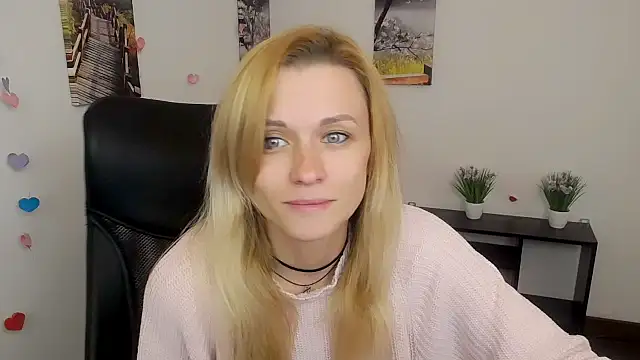 PeppyMia online show from 10-12-25, 07:07