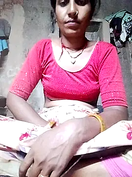 Snapshot of MISS-KAYA chatting on 09-25-25, 04:43 MISS-KAYA online show from 09-25-25, 04:43