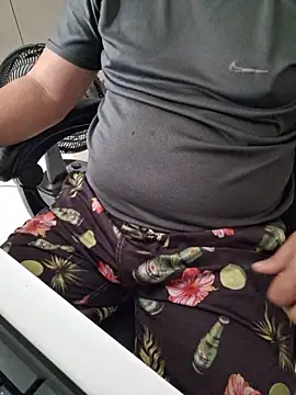 Carloskasado online show from 01-19-26, 01:26