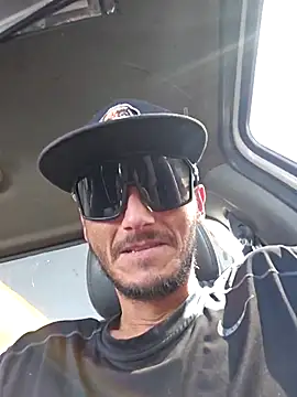 Romance32 online show from 10-08-25, 06:38