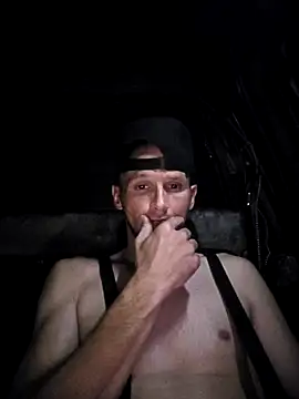 Romance32 online show from 04-15-26, 08:43