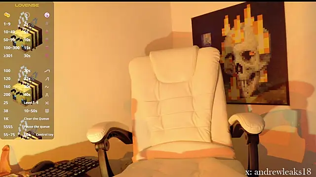 an drew18 online show from 10-13-25, 08:42