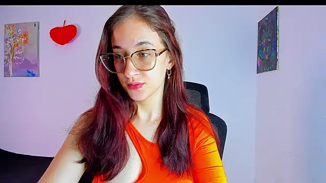 Laura Ivy online show from 06-26-26, 01:04