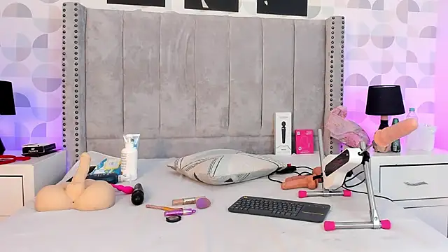 cristhi esterling online show from 11-27-25, 12:18