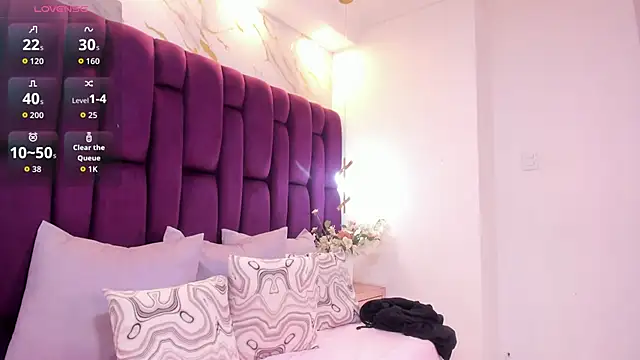 cloe spencerr online show from 09-19-25, 05:13