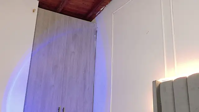 Ice Princess  online show from 03-10-26, 04:17