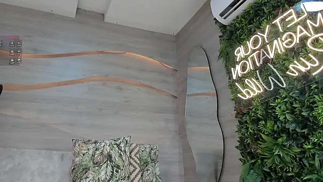 Alma Leon online show from 09-28-25, 07:19